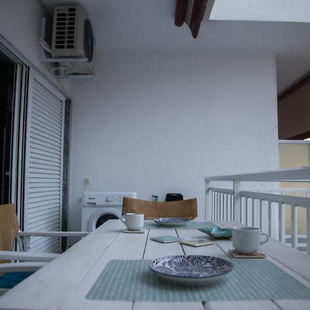 Grey Theros Apartments Paralia Dionysiou Exterior photo