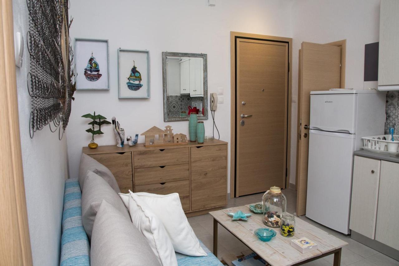 Grey Theros Apartments Paralia Dionysiou Exterior photo